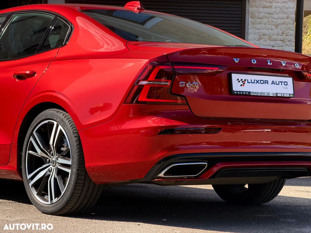 Volvo S60 T4 R-Design - 8