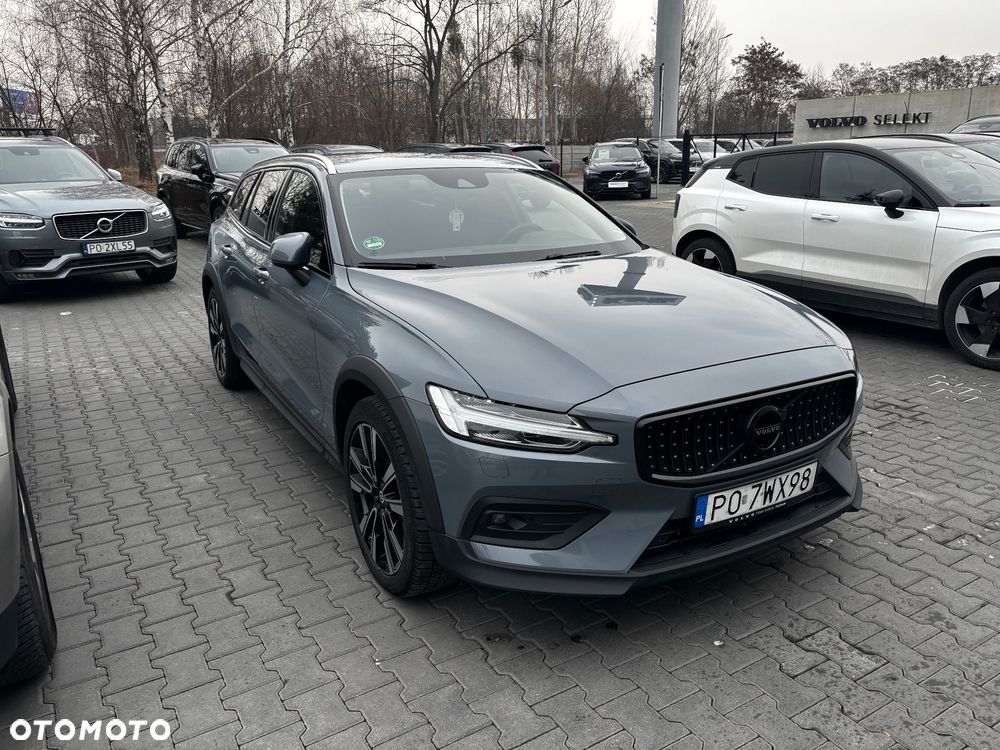 Volvo V60 Cross Country T5 AWD - 3