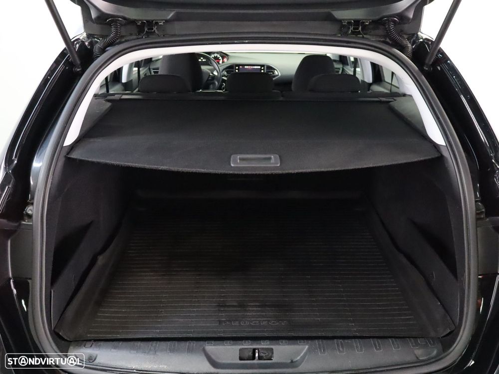 Peugeot 308 SW 1.2 PureTech Style - 18