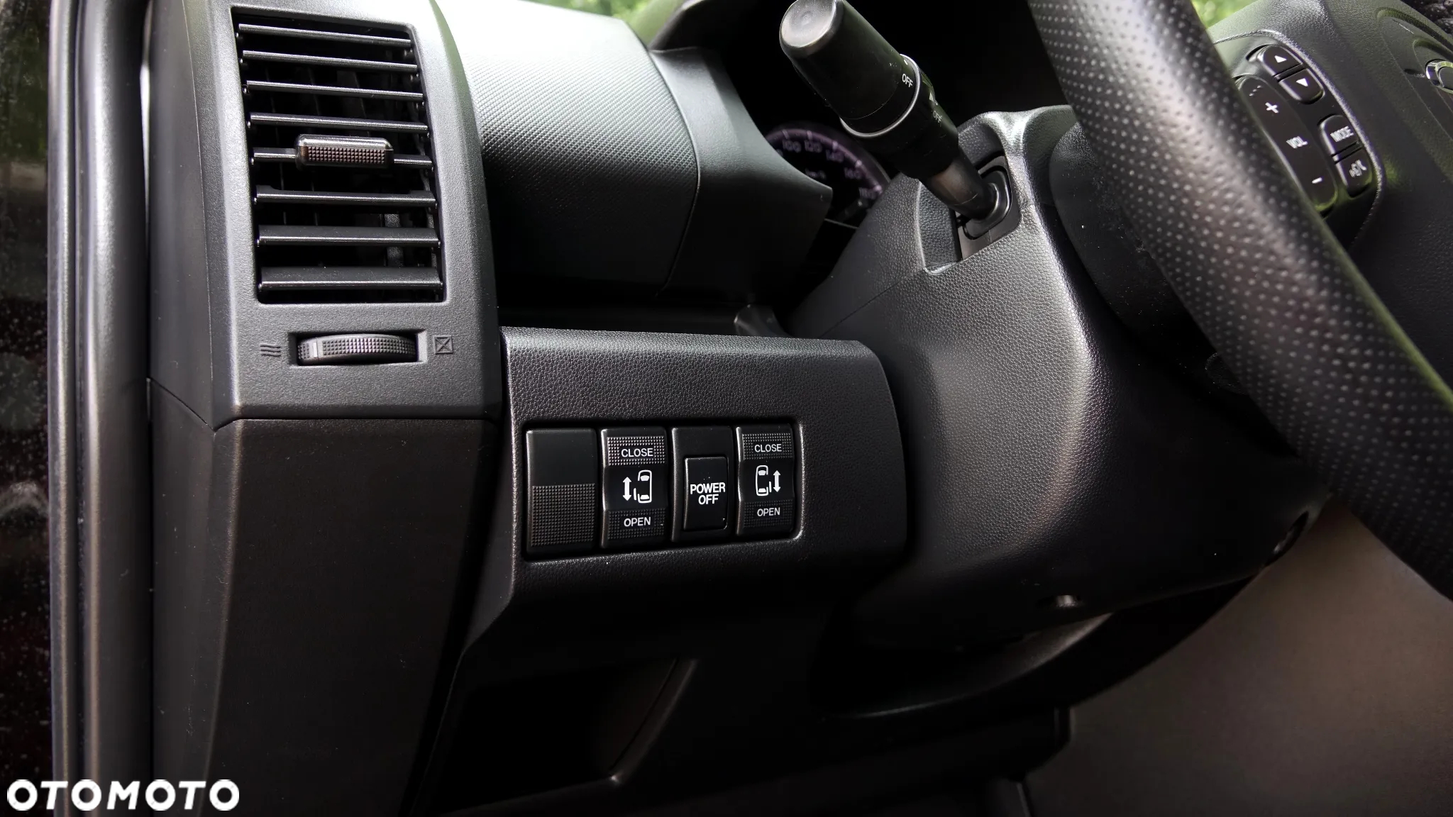 Mazda 5 2.0 Sport - 3