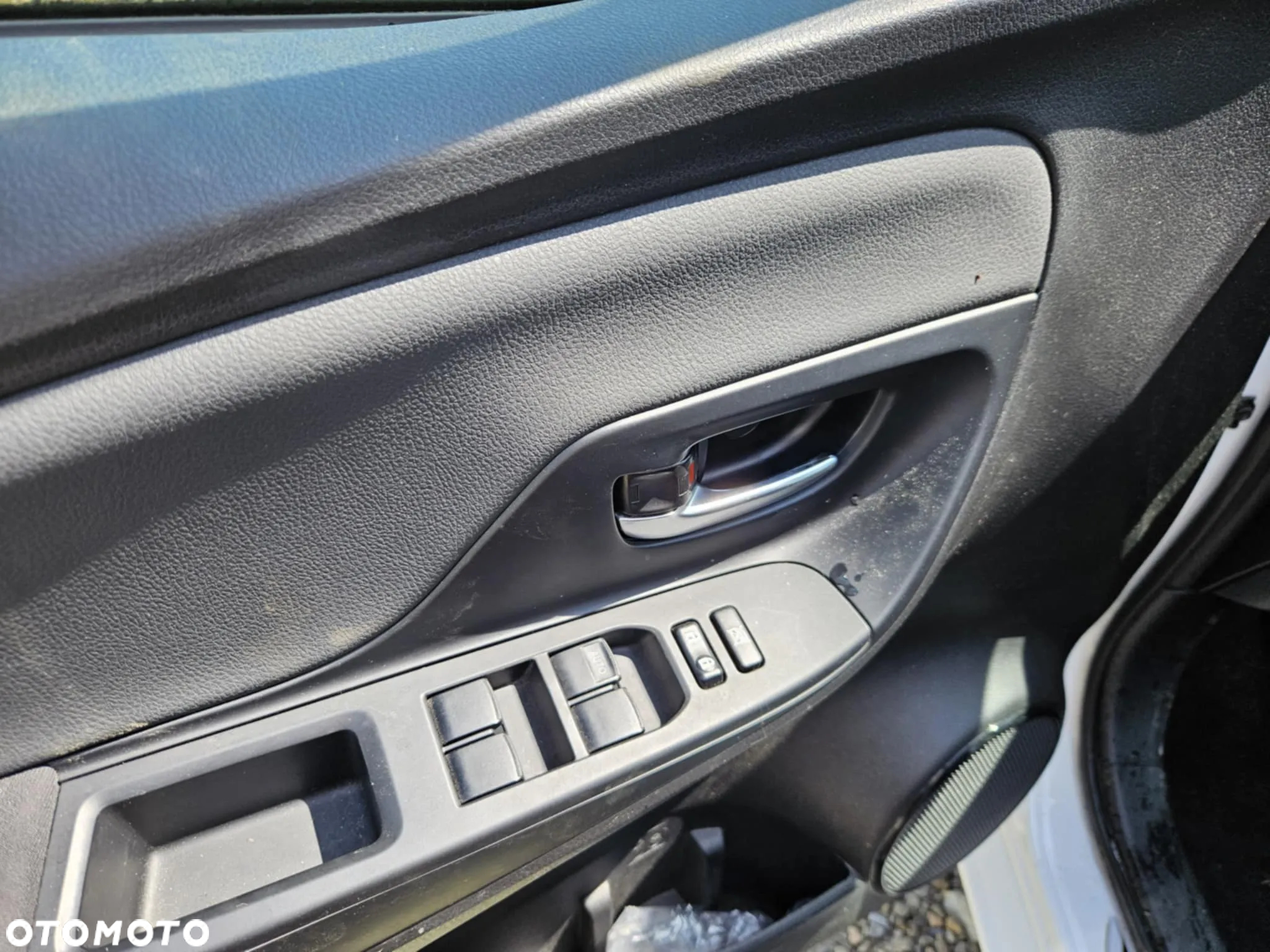 Toyota Yaris Hybrid 1.5 VVT-i Comfort - 24