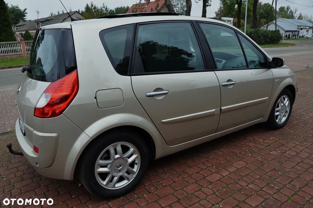 Renault Scenic 2.0 16V Luxe Dynamique - 4
