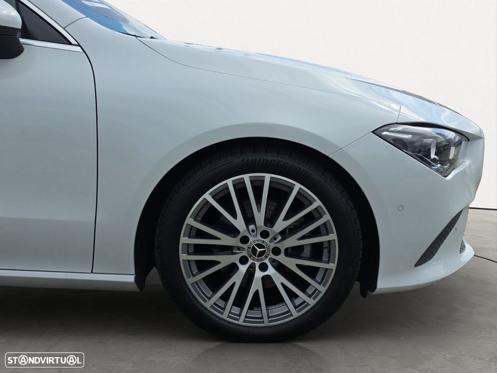 Mercedes-Benz CLA 180 - 5