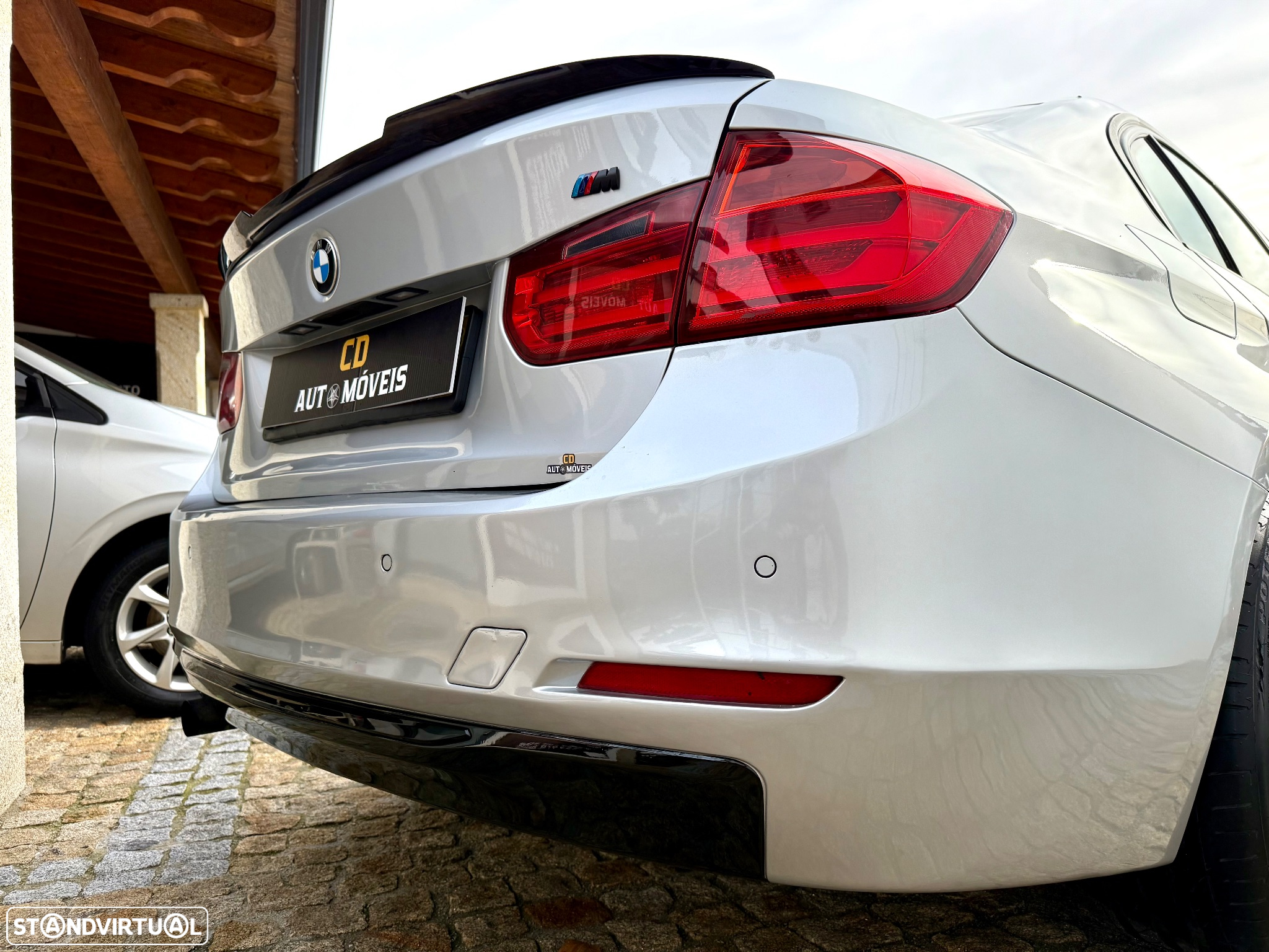 BMW 318 - 18