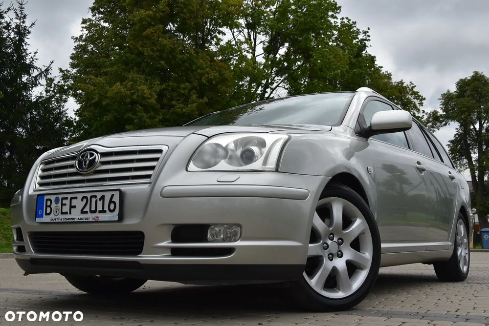 Toyota Avensis 2.0 VVT-i Automatik Executive - 40