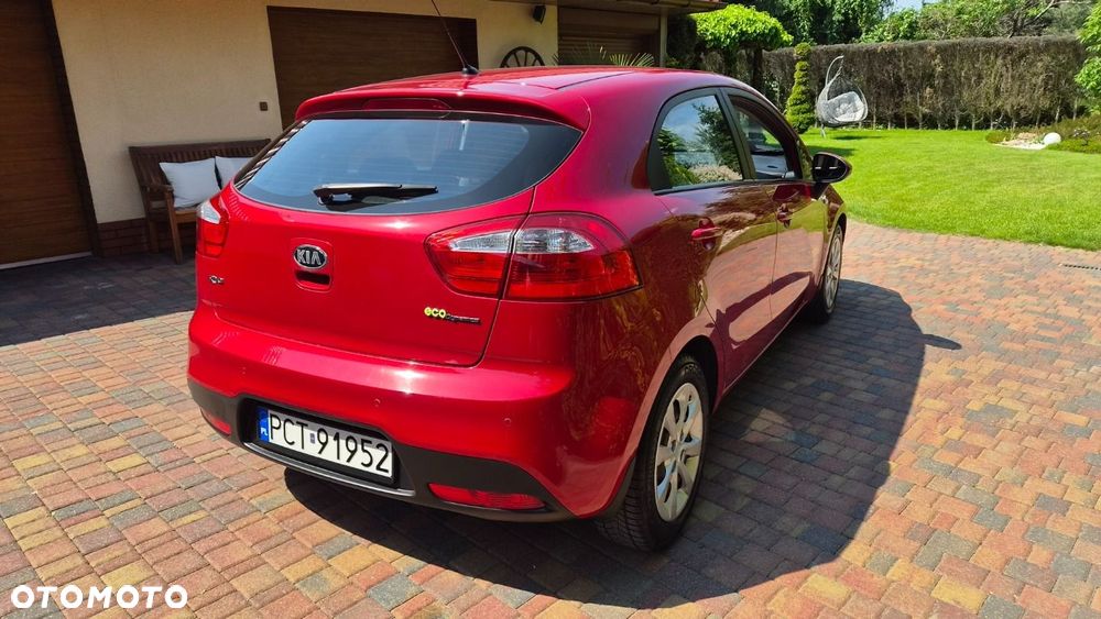 Kia Rio - 7