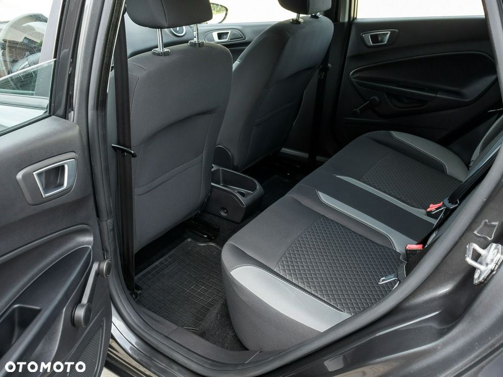 Ford Fiesta - 29