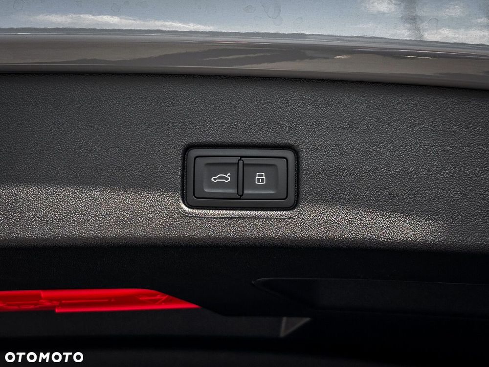 Audi Q4 e-tron 45 82kWh - 8