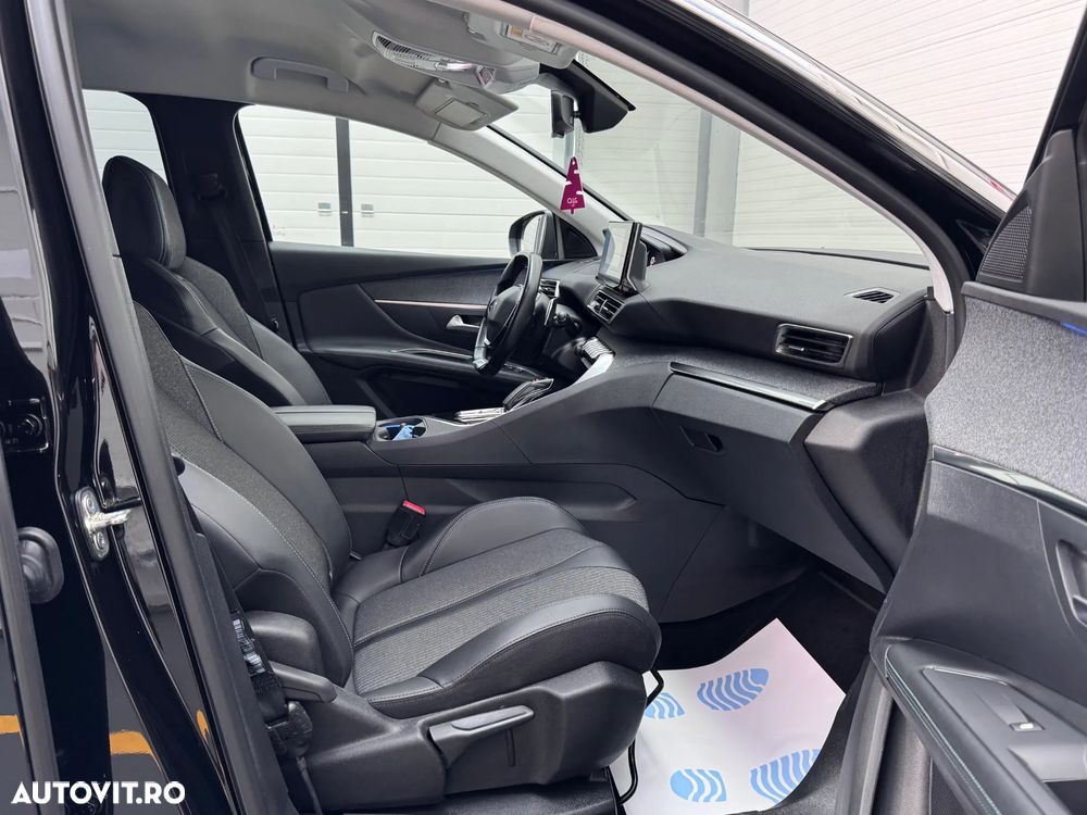 Peugeot 3008 Hybrid 225 e-EAT8 GT - 13