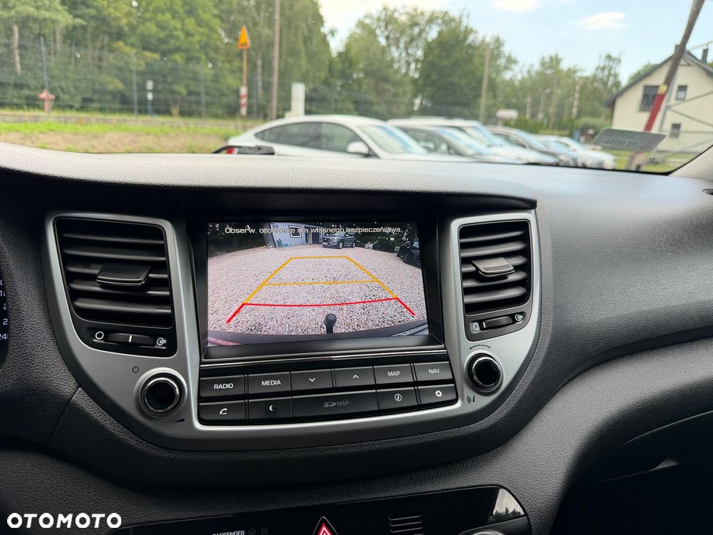 Hyundai Tucson 1.6 GDI BlueDrive Design 2WD - 18