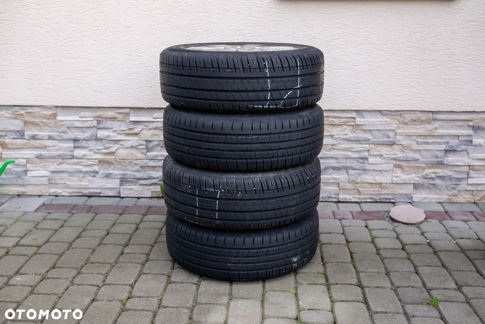 Ford Mondeo 1.8 Ambiente - 19