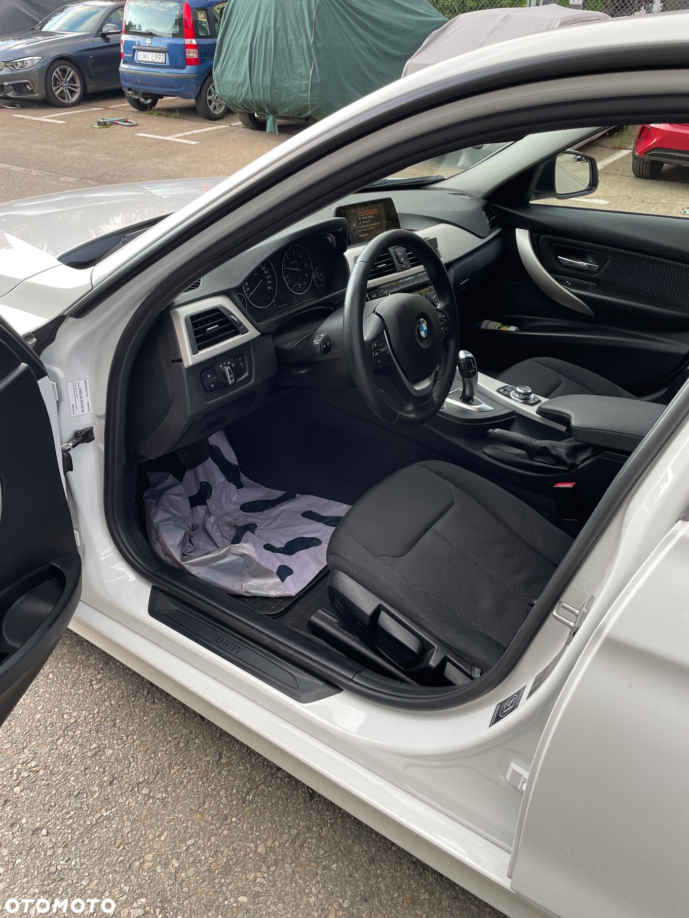 BMW Seria 3 316d - 8