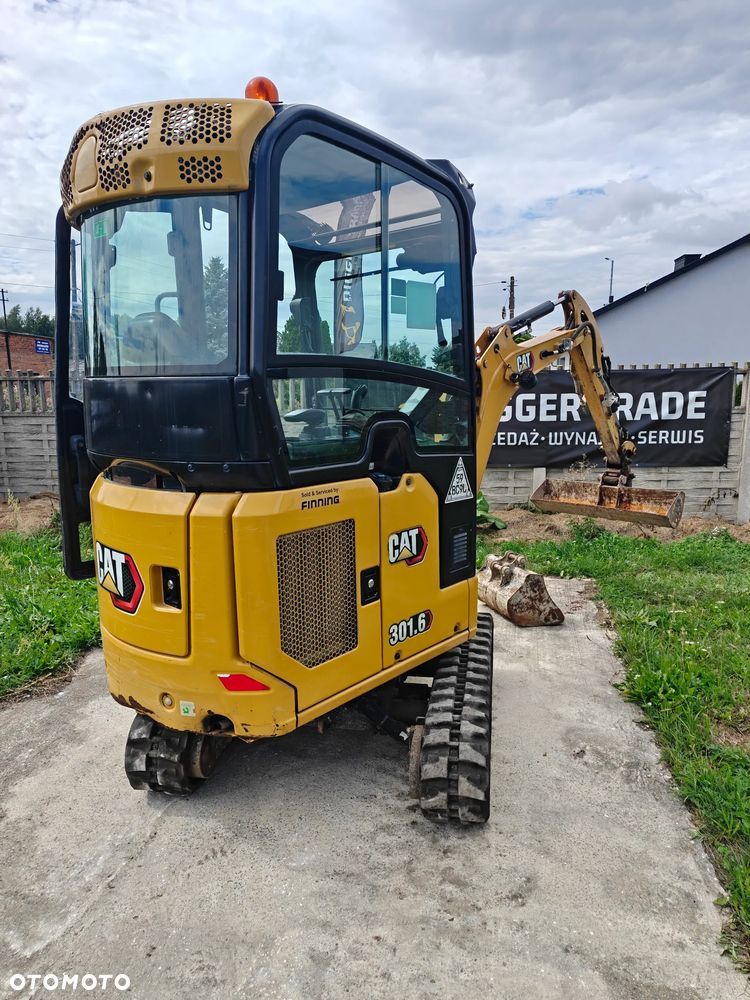 Caterpillar 301.6 - 9