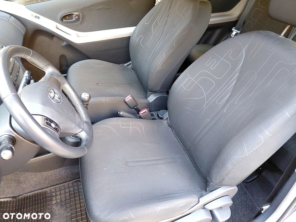 Toyota Yaris 1.33 Luna - 11