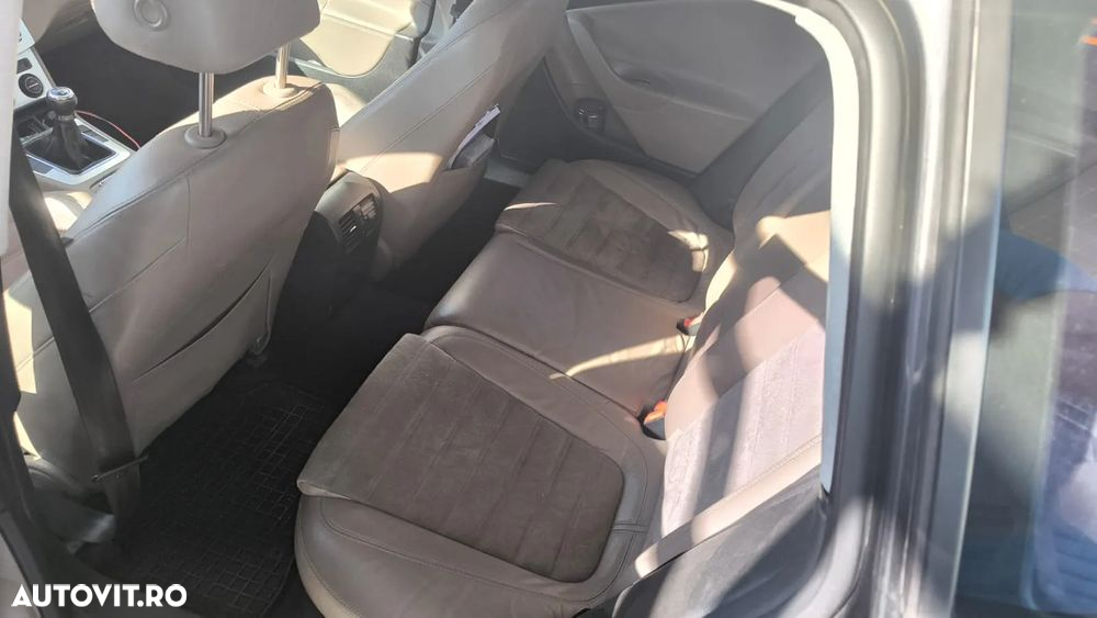 Volkswagen Passat Variant 2.0 TDI Comfortline - 9