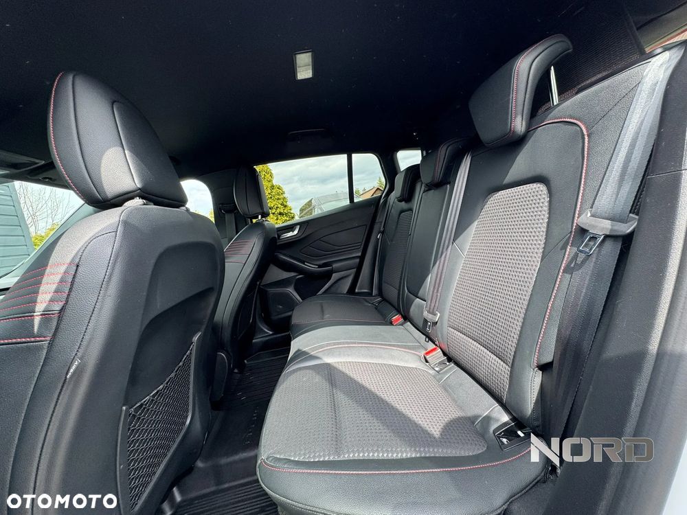 Ford Focus 1.5 EcoBlue Start-Stopp-System ST-LINE - 19