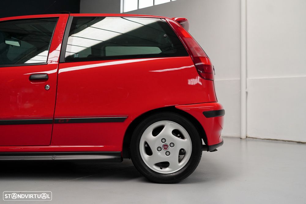 Fiat Punto GT - 19