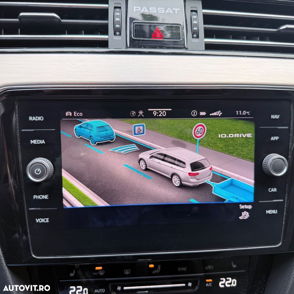 Volkswagen Passat 2.0 TDI DSG 4Mot Highline - 38
