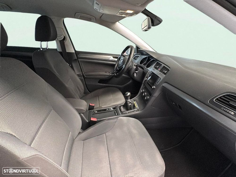 VW Golf 1.6 TDi BlueMotion Trendline - 1