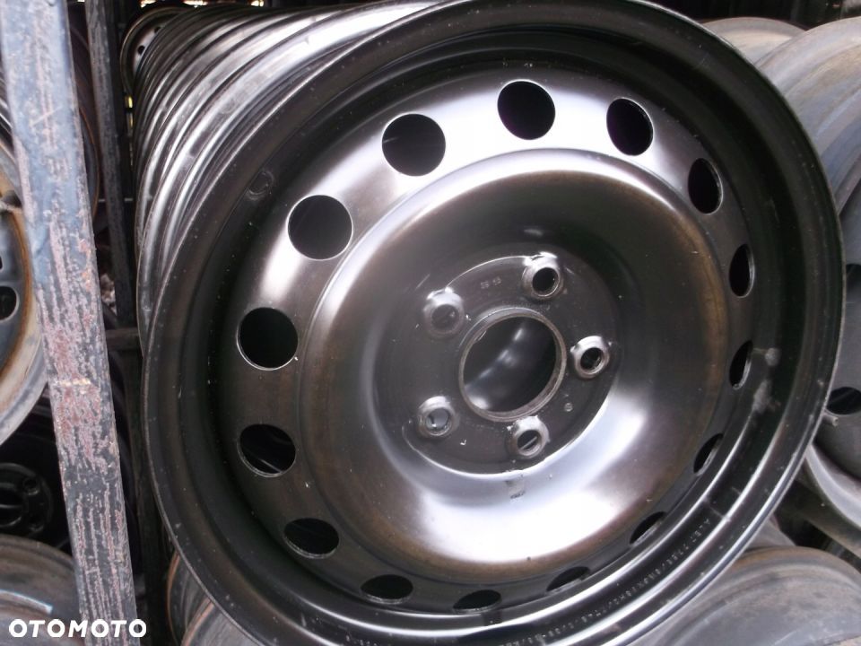 Felga stalowa Kia 5.5 x 15 5x114.3 ET 47 - 1