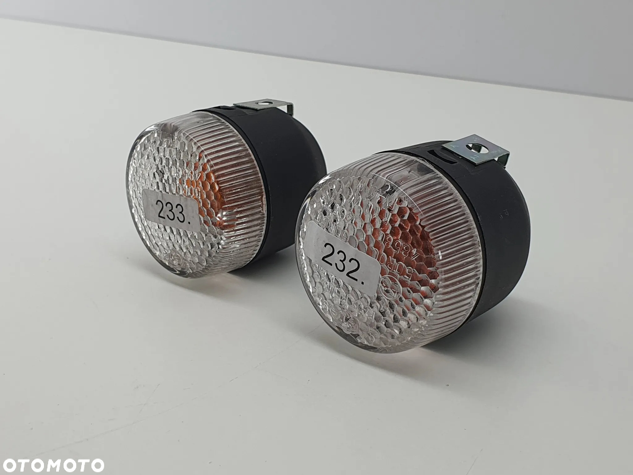 Migacz Kierunkowskaz Skuter Govecs Go - 3