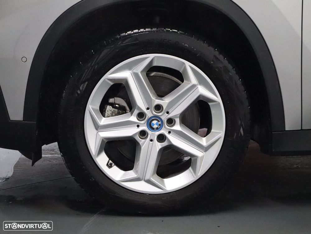 BMW X1 xDrive25e - 24