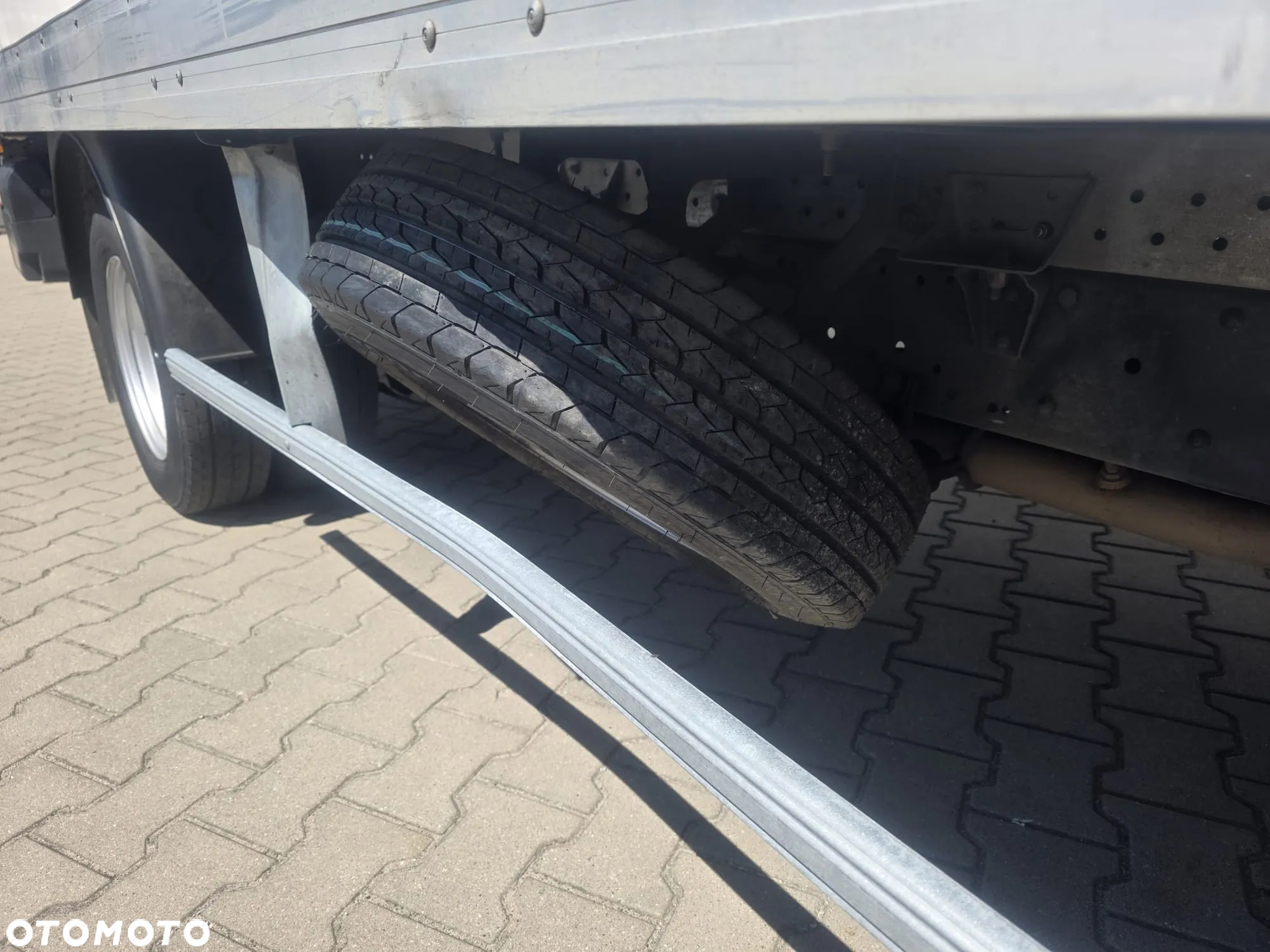 Iveco 35C16 Kontener z winda 8EP rok 2024 ! Jak Nowy Gwarancja do 03-2026 ! - 16