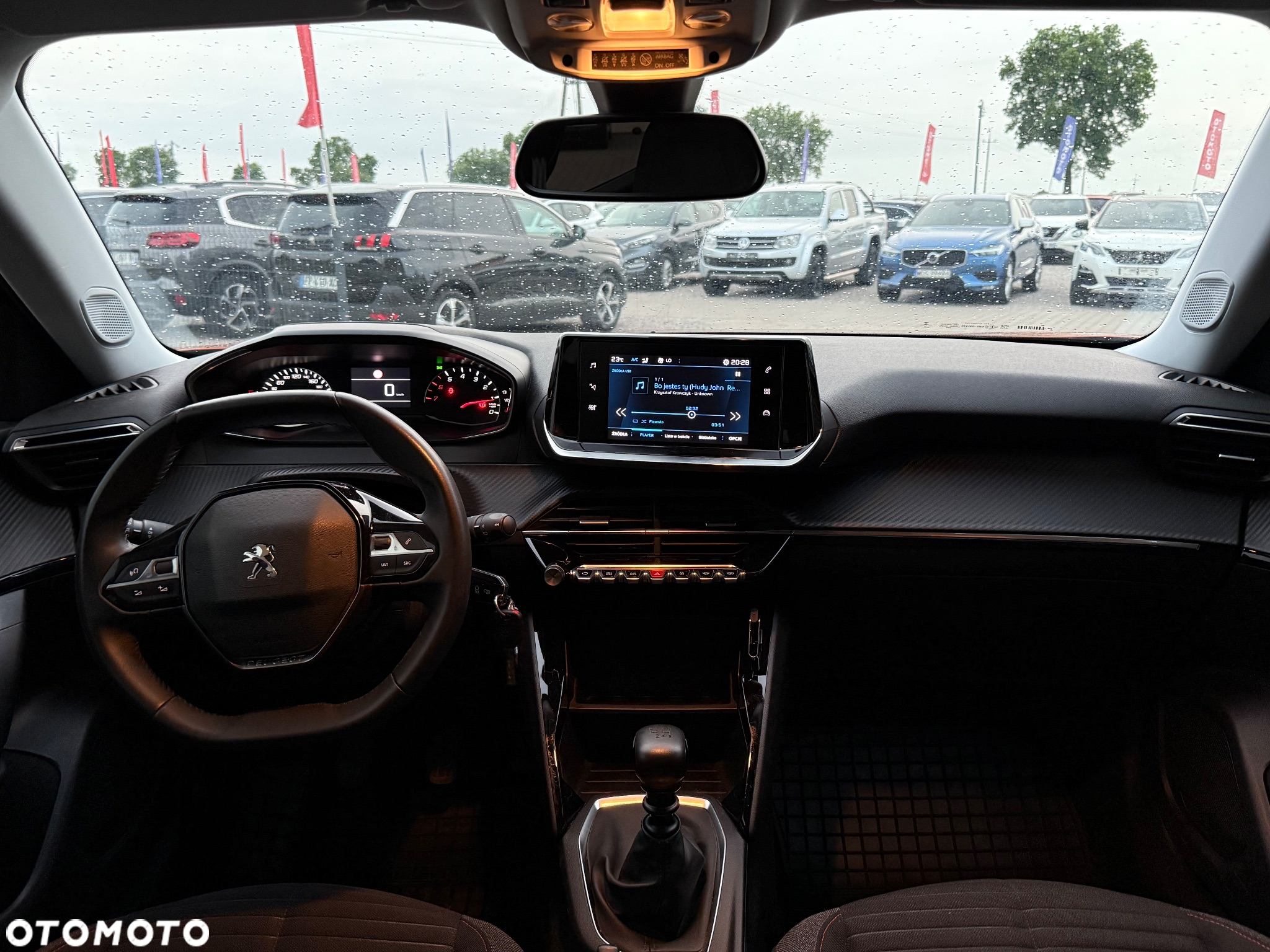 Peugeot 2008 1.2 PureTech Allure Pack S&S - 18
