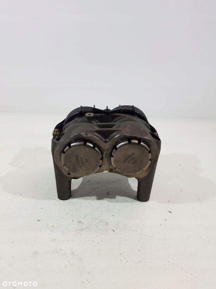 wałki balansowe a2740300685 mercedes w205 2.0 cgi - 1