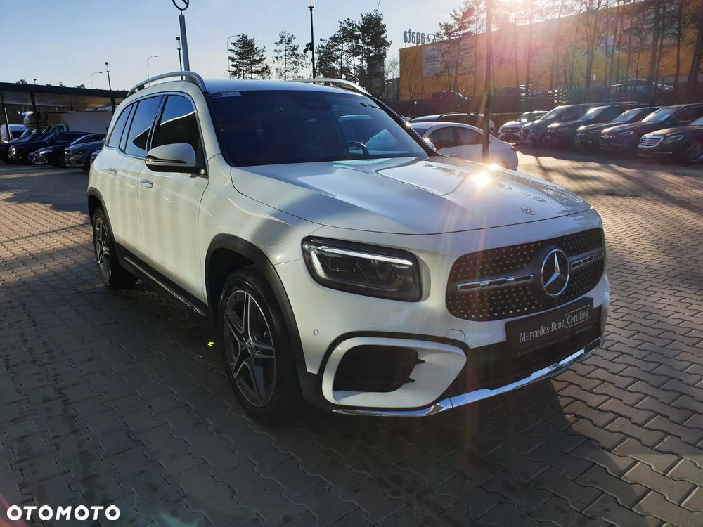 Mercedes-Benz GLB 200 d AMG Line 8G-DCT - 3