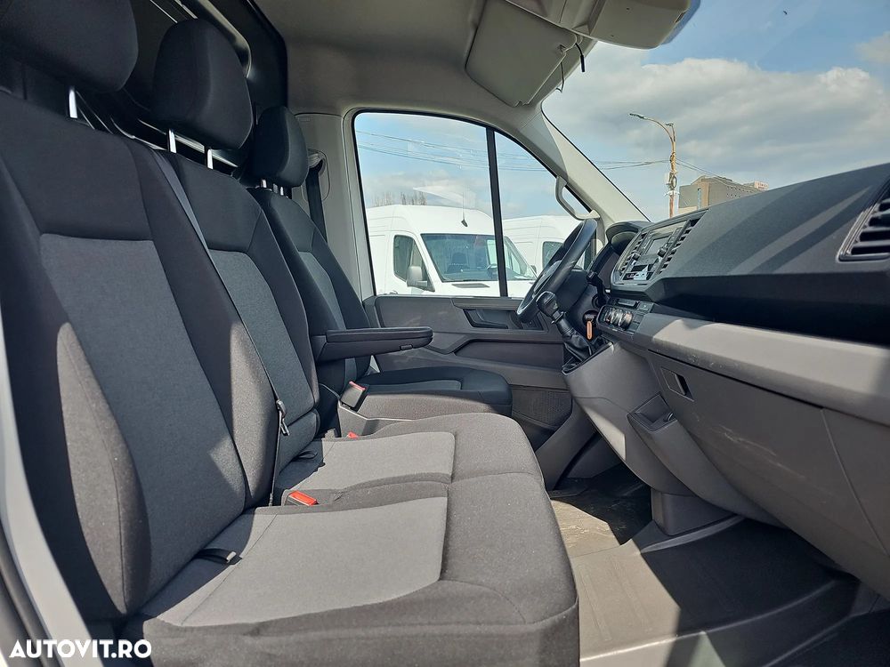 Volkswagen Crafter - 10