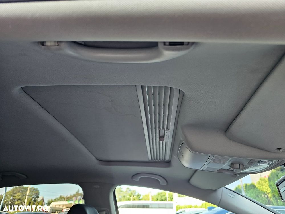 Volkswagen Golf Plus 1.6 TDI DPF DSG Highline - 15