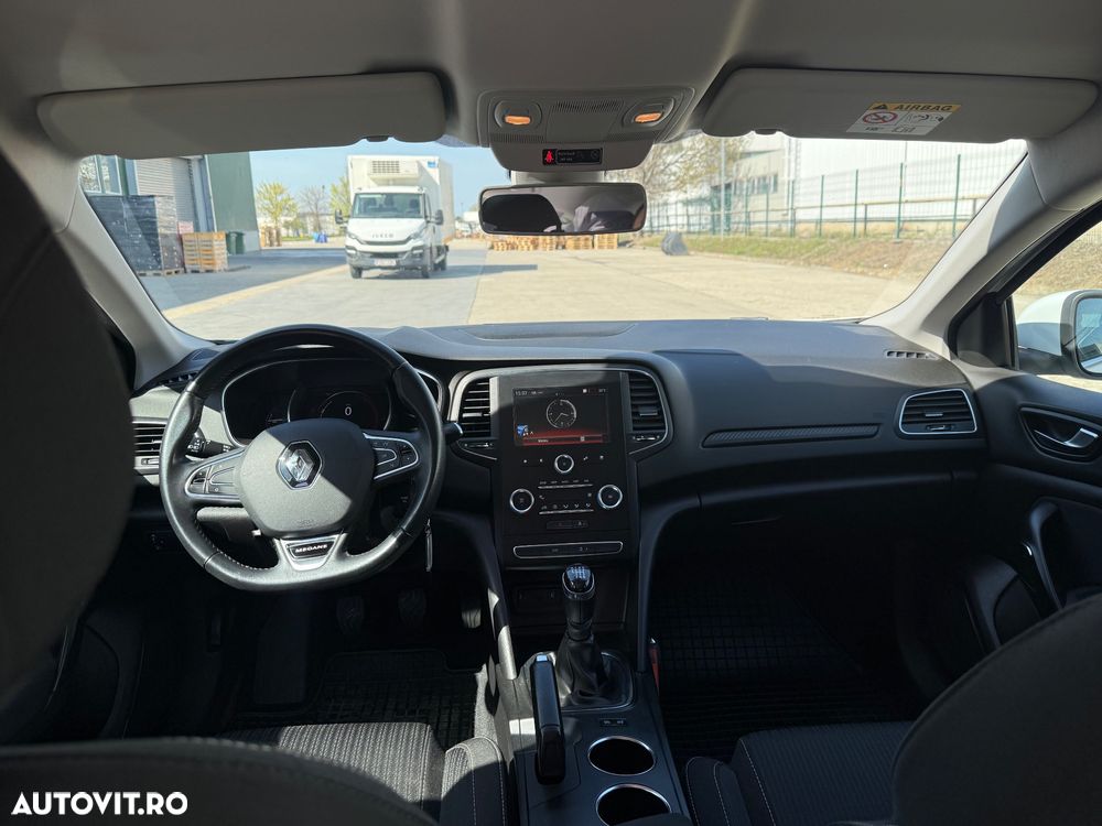 Renault Megane TCe GPF Business - 14