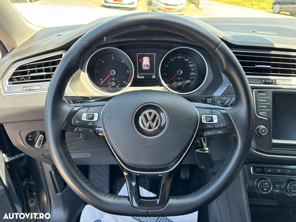 Volkswagen Tiguan - 14