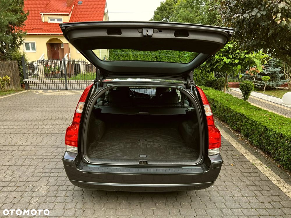 Volvo V70 2.4 Summum - 13