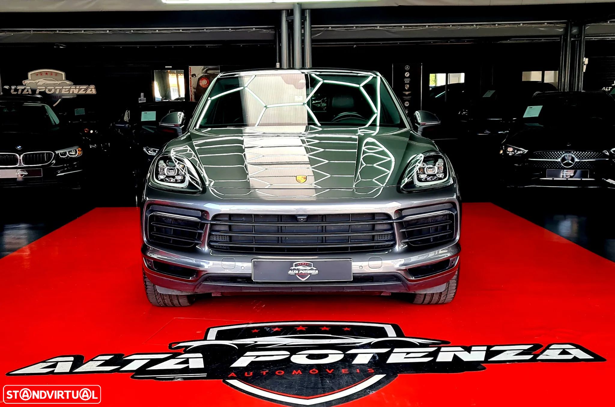 Porsche Cayenne Coupé E-Hybrid - 1