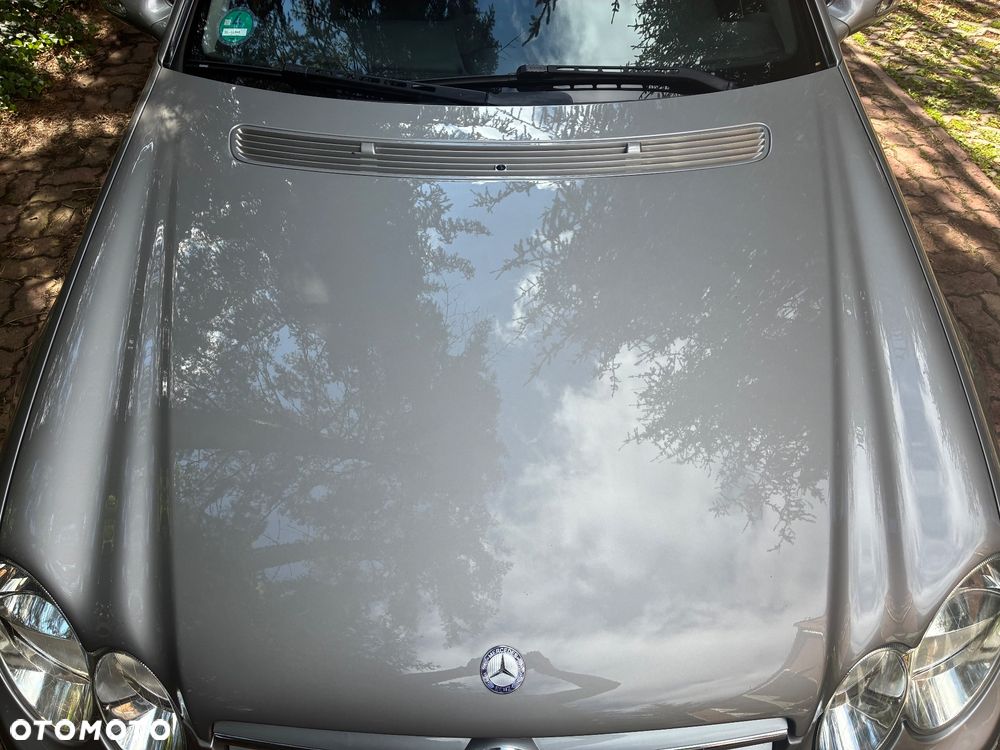 Mercedes-Benz CLK - 21