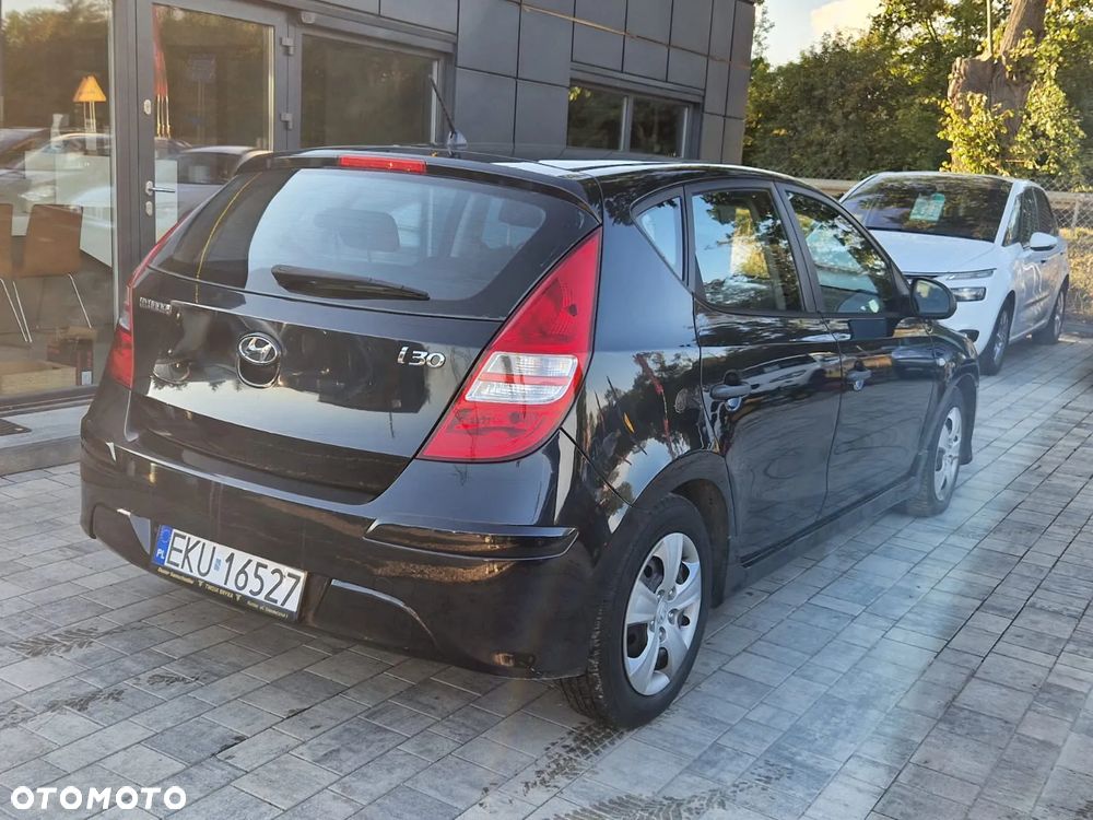 Hyundai i30 1.6 CRDI Classic - 8