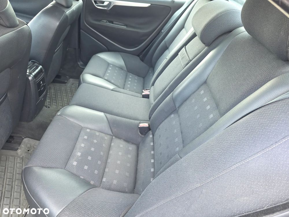 Volvo S60 - 7