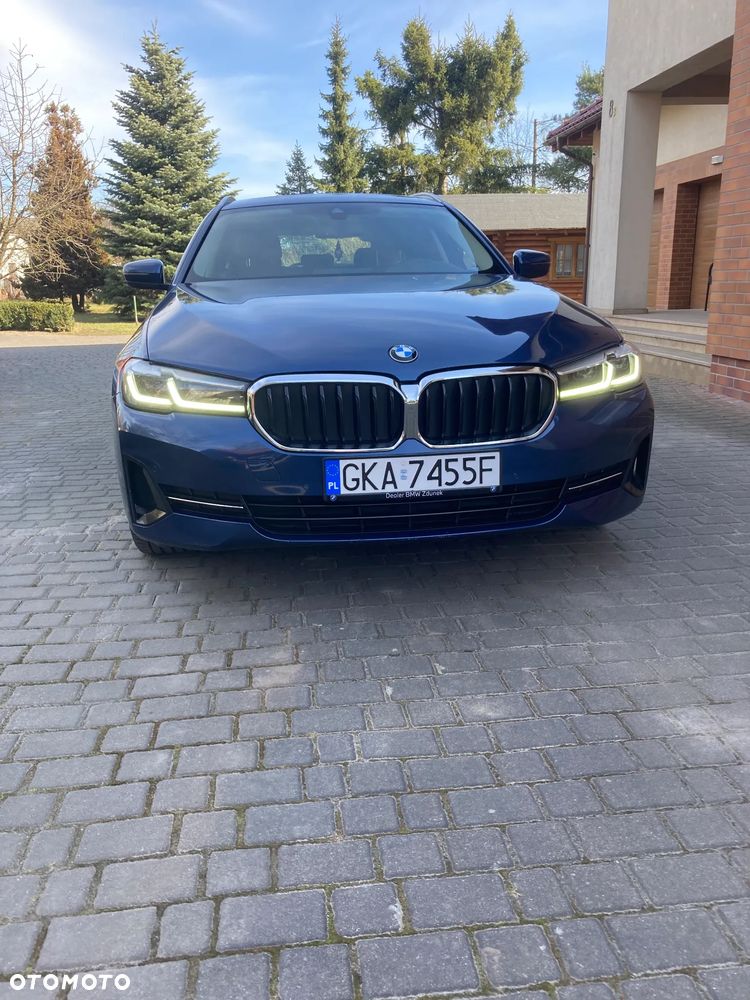 BMW Seria 5 520d xDrive - 5