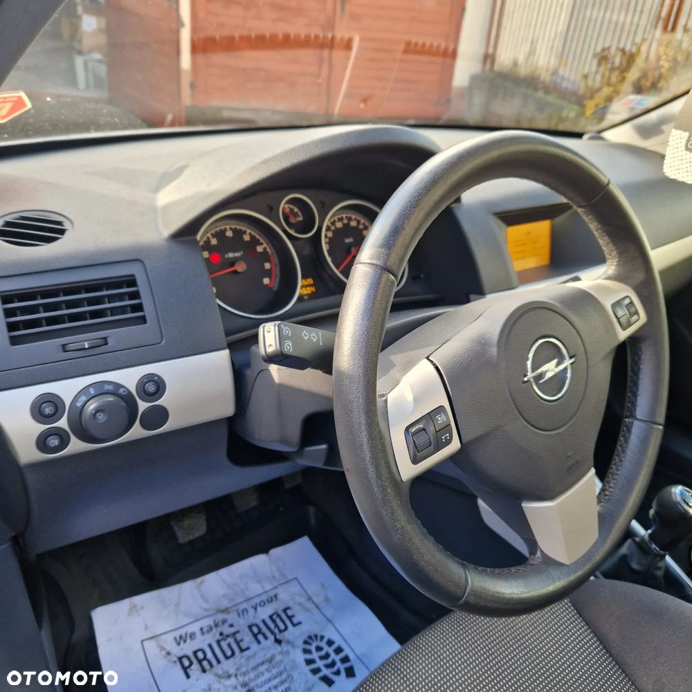 Opel Astra - 15