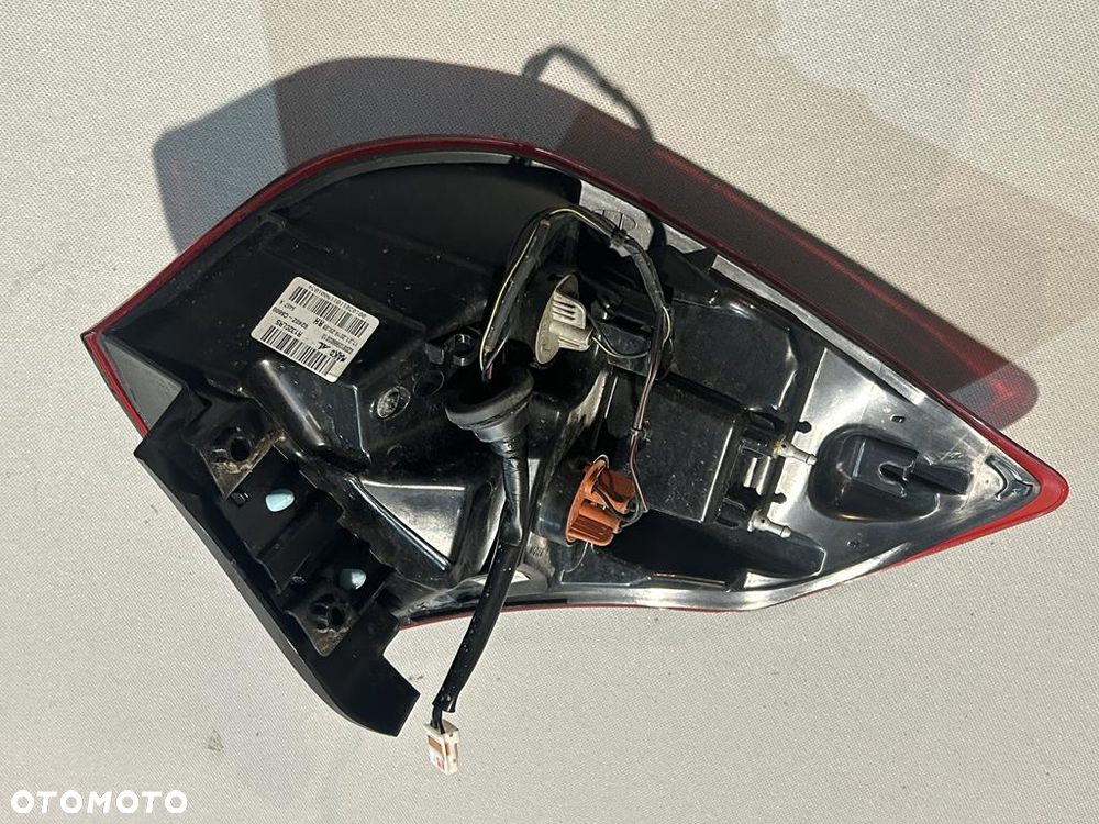 lampa prawa tył tylna Hyundai i20 II lift 92402-c8600 - 8