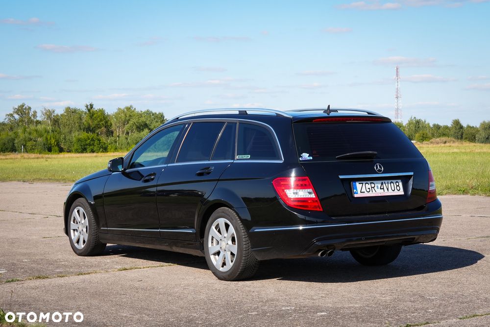 Mercedes-Benz Klasa C 200 CDI DPF (BlueEFFICIENCY) Avantgarde - 5