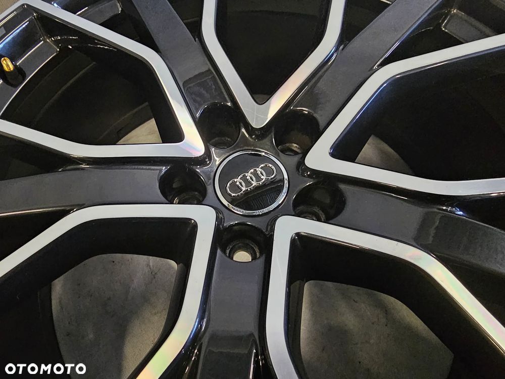 Felga 4K8601025Q AUDI A7 8,5x21 ET30 - 3