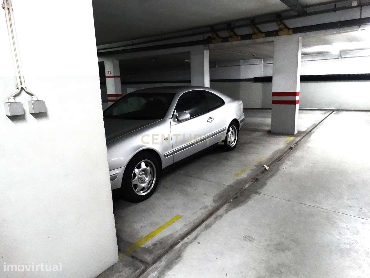Lugar de garagem Interior 20 m2 Lordelo do Ouro -Porto - Grande imagem: 2/9