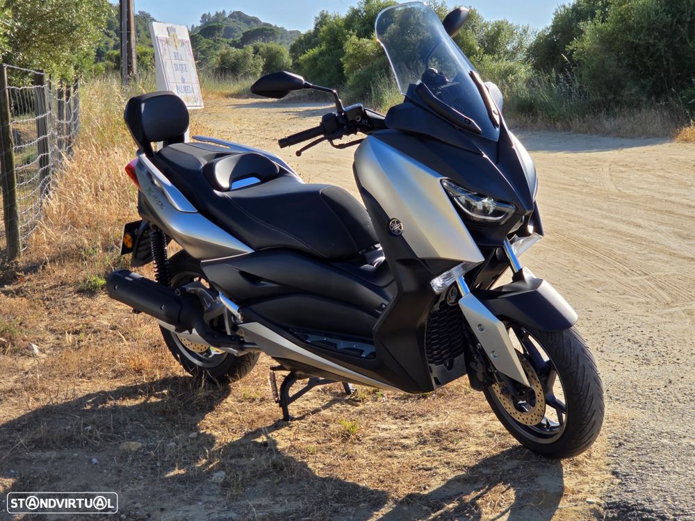Yamaha TMAX - 3