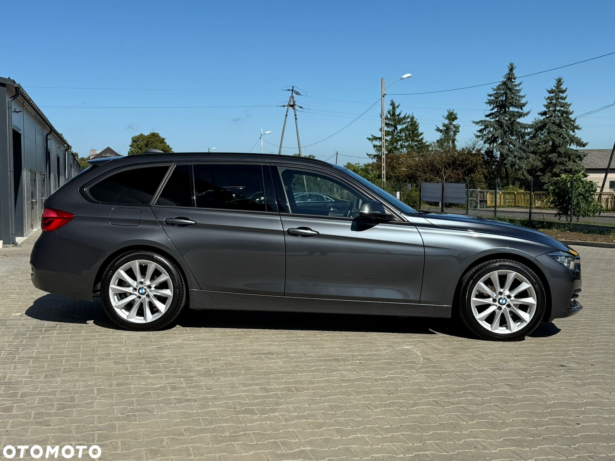 BMW Seria 3 320d Sport Line - 5