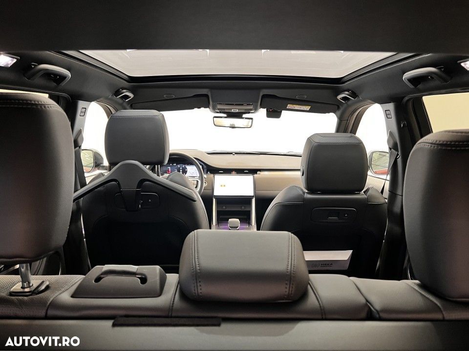 Land Rover Discovery Sport - 31