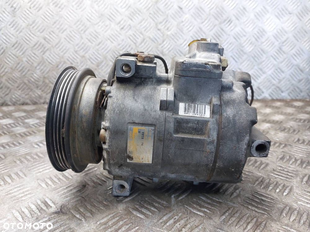 SPRĘŻARKA KOMPRESOR KLIMATYZACJI VOLKSWAGEN PASSAT B5 1.9 TDI 8D0260808 - 1