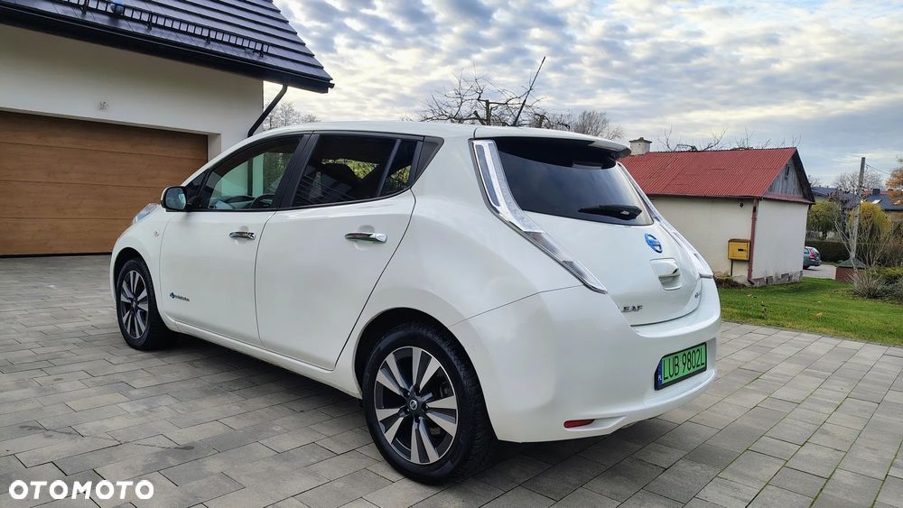 Nissan Leaf 30 kWh (mit Batterie) Tekna - 11
